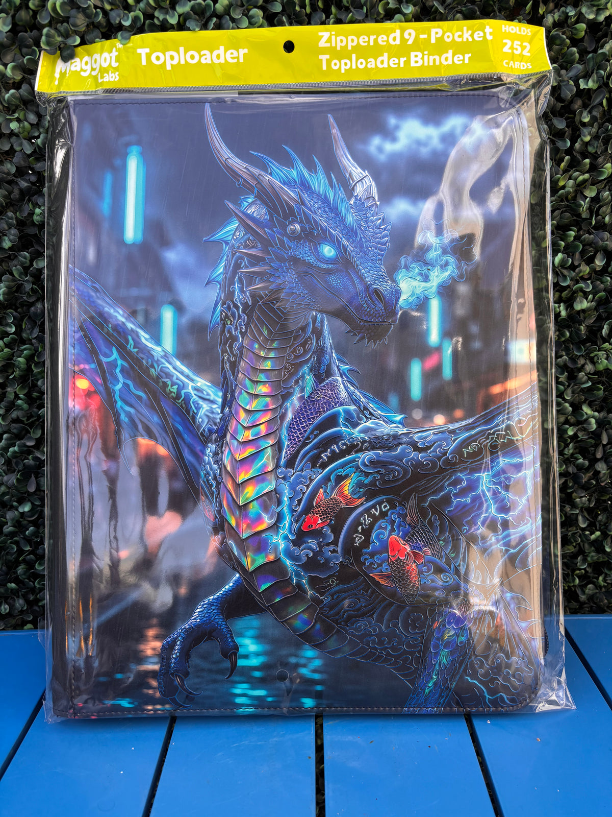 Maggot Labs™ Toploader Zippered 9-Pocket Binder: Ink Sovereign